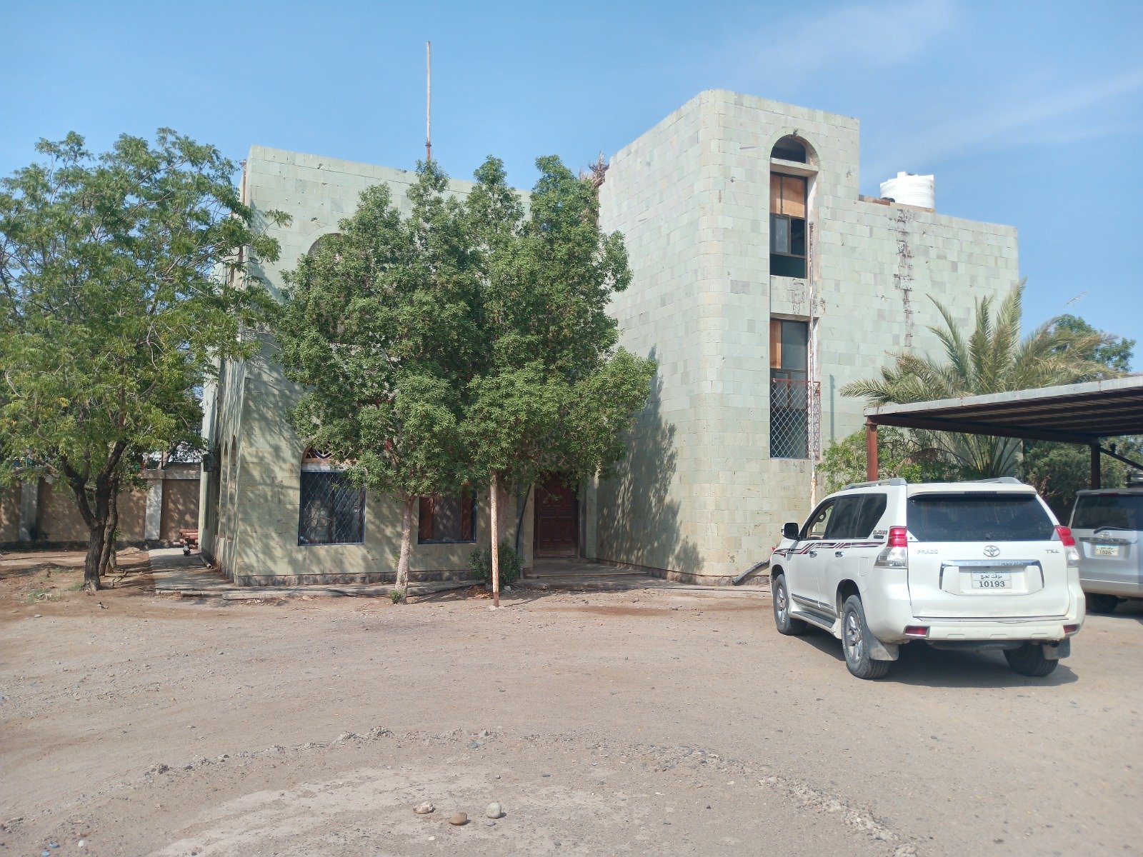 main_image